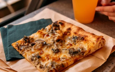 Przepis: Pizza Slice z&nbsp;pastą pieczarkowo-borowikową